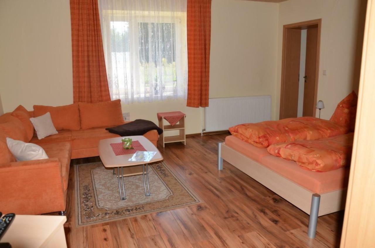 Appartement Storchennest An Der Spree In Radinkendorf